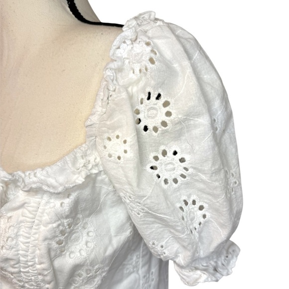 Selfie Leslie White La Quinta Lace-Up Bust Drawstring Detail Eyelet Dress Dress - Picture 5 of 16